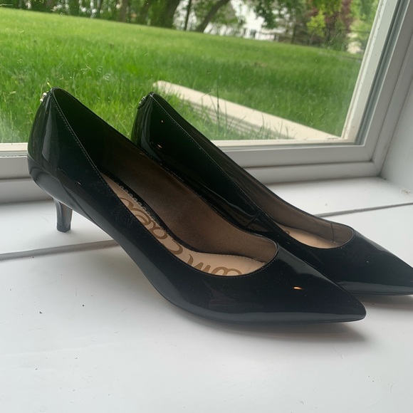 Sam Edelman Black Heels - Picture 2 of 4